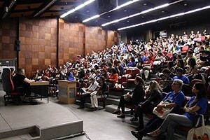 082814d-300x200.jpg